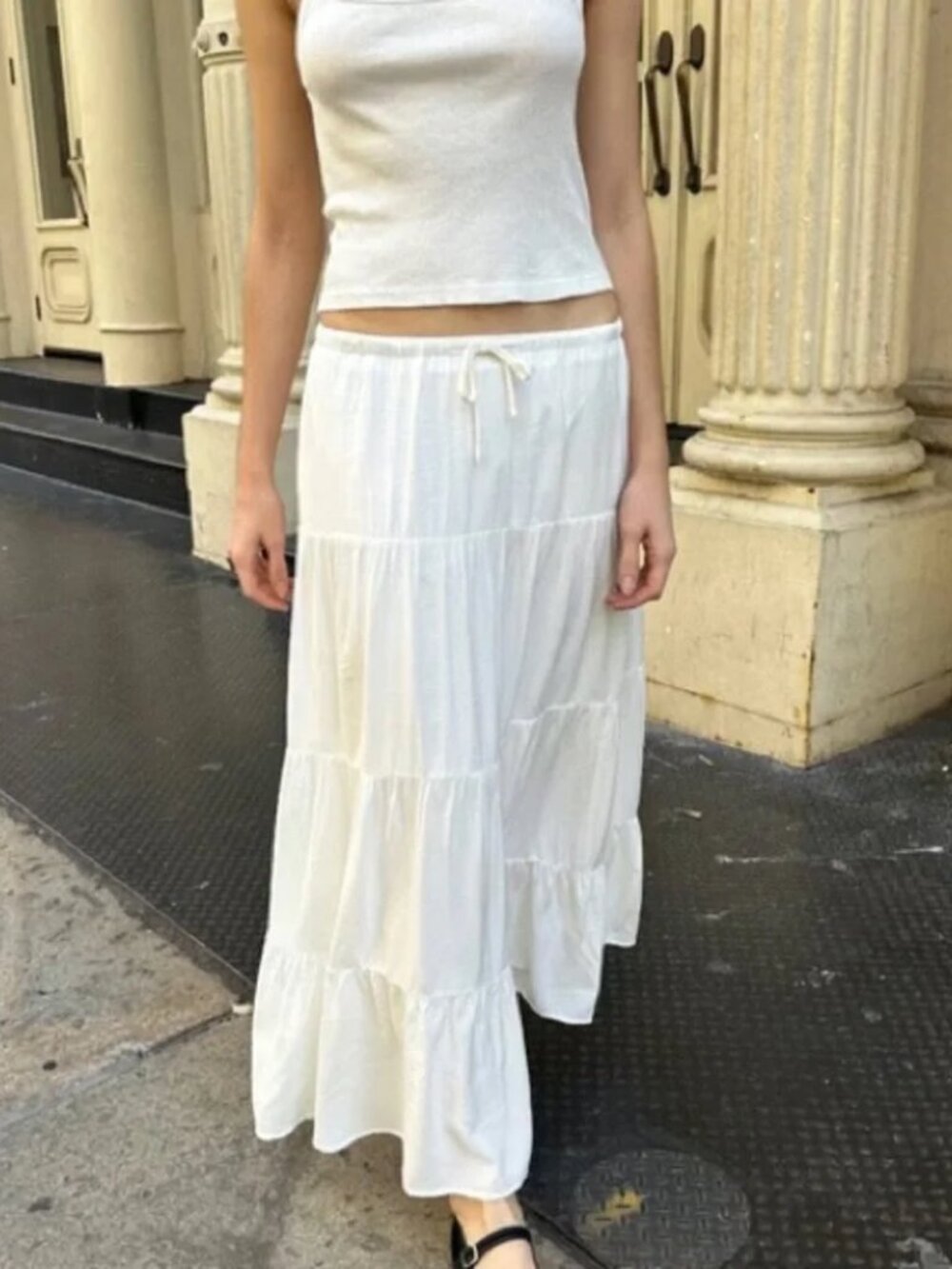 Izzy White Tiered Maxi Skirt - Lightweight Summer Skirt - Brandy Melville - Picture 2 of 9